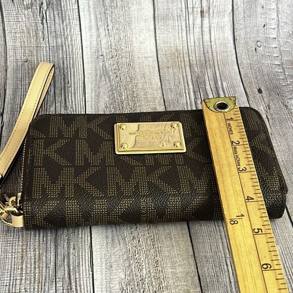 Michael Kors Wallet Jet Set Medium Brown Gold Zip Around Wallet MK Monogram - Picture 6 of 9